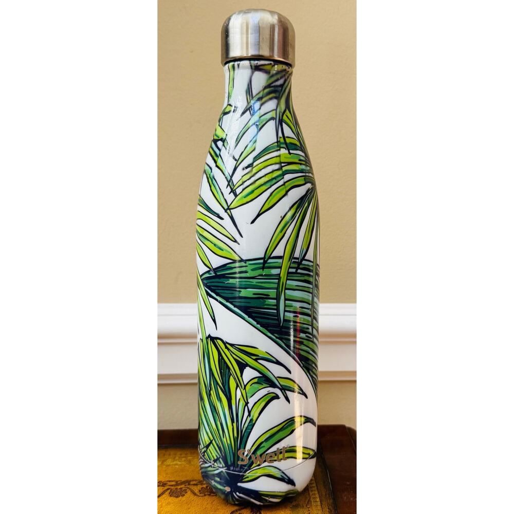 Swell Large 25 oz Waikiki Tropical Palm Tree Fern Stainless Steel Water Bottle